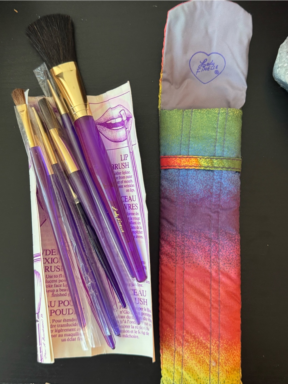 Vintage Lady Finelle Cosmetics Makeup Brush Set Rainbow Quilted Roll Case & Inse